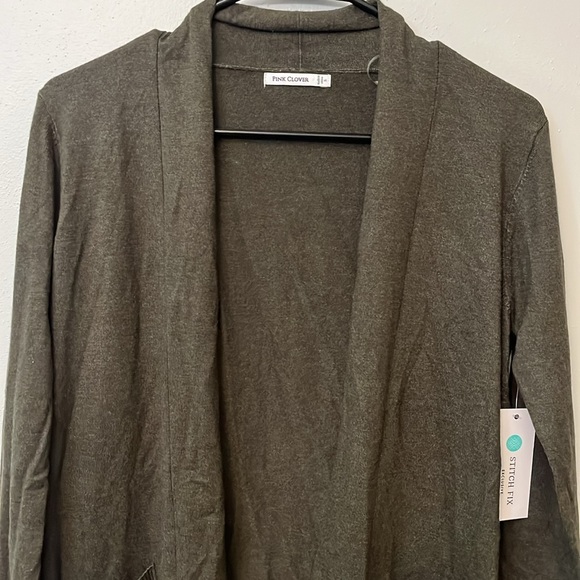 Pink Clover Cardigan NWT - Picture 6 of 7